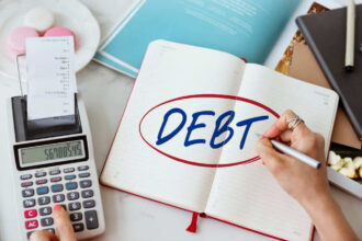 Bankruptcy Vs. Debt Settlement: Key Differences Explained