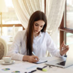 7 Pros And Cons You Need To Consider Before Working With A Financial Planner