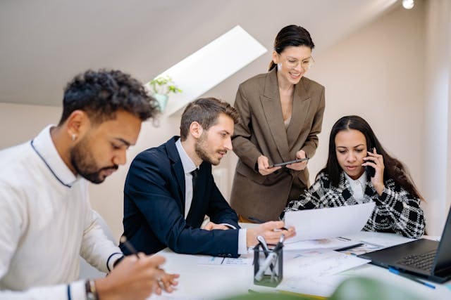 Transforming Collaboration Across Dynamic Teams: An Essential Guide