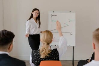 Leadership Experts Share The Best Training Programs For Career Growth